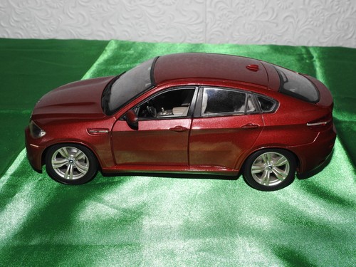 Voiture miniature bmw x6m 18 - miniature, 1/18